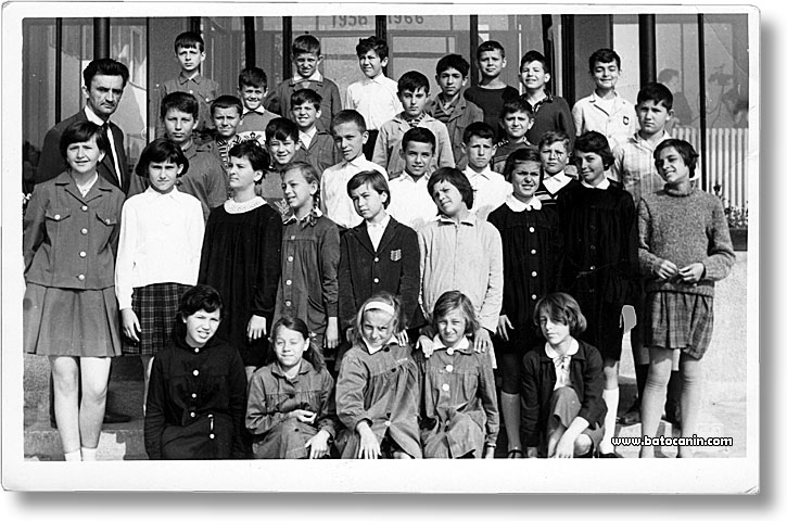 0986 Peti razred osnovne škole Živadin Apostolović, 1965/66 godine