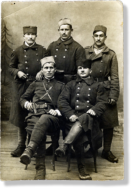 1894 Golubović Petar sa ratnim drugovima