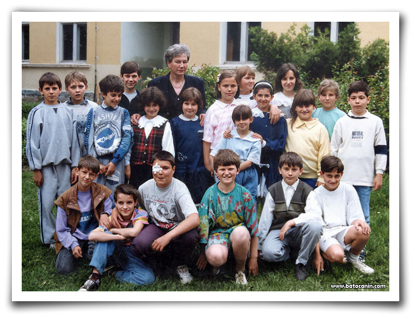2216 OŠ "Jovan Jovanović Zmaj", Bresno Polje, četvrti razred, 1995 godine.